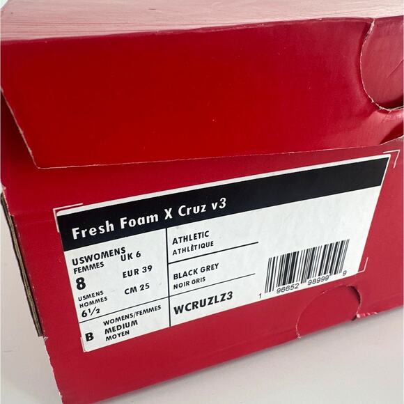 New Balance Black and White Athletic Shoes - Picture 10 of 12